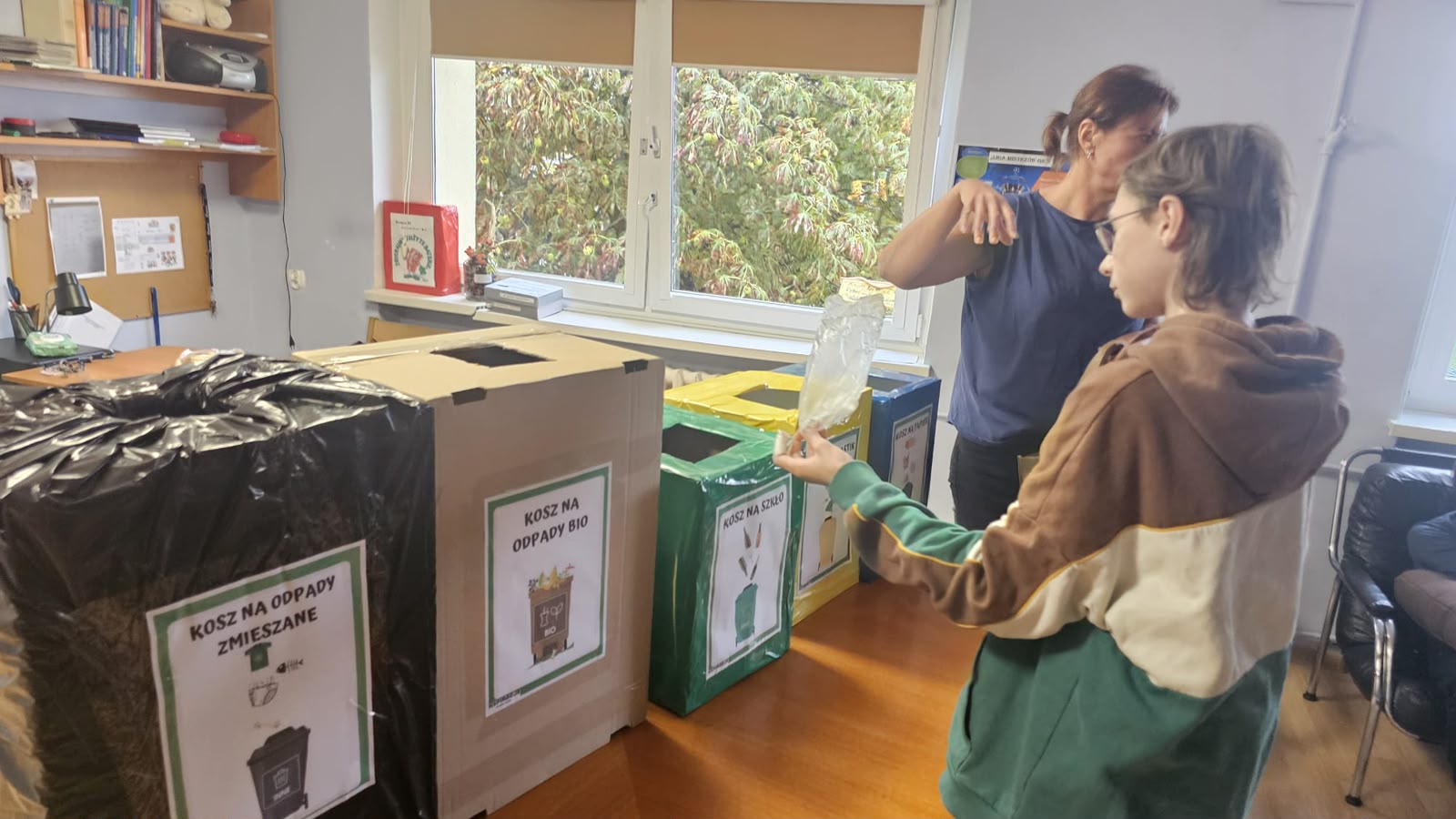 „Czy trzeba sprzątać świat?” – nasi wychowankowie w akcji!